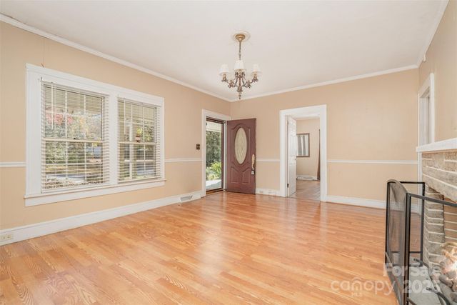 505 N Chestnut Street, Gastonia, NC 28054