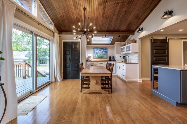 709 RUSSELL BLVD, Columbia, MO 65203