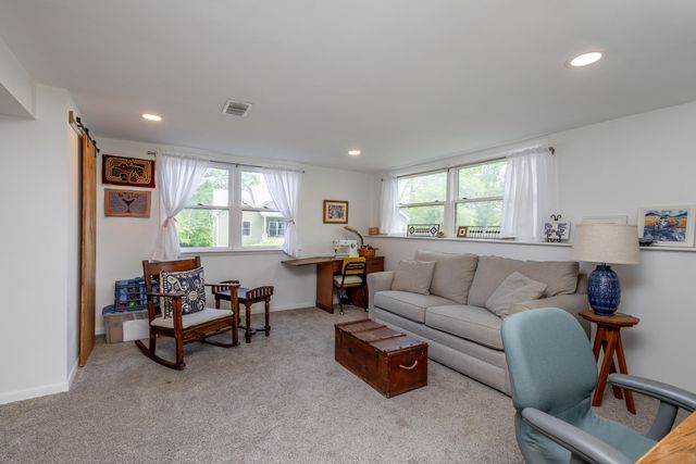709 RUSSELL BLVD, Columbia, MO 65203