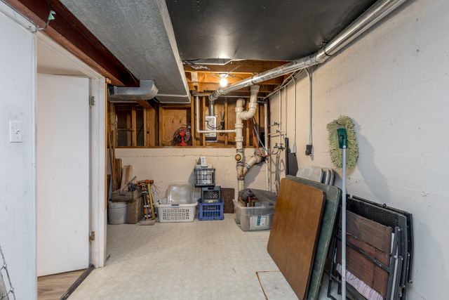 709 RUSSELL BLVD, Columbia, MO 65203