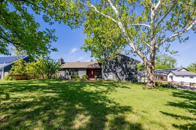 709 RUSSELL BLVD, Columbia, MO 65203