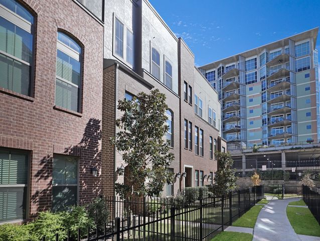 1365 Arch Place, Dallas, TX 75215