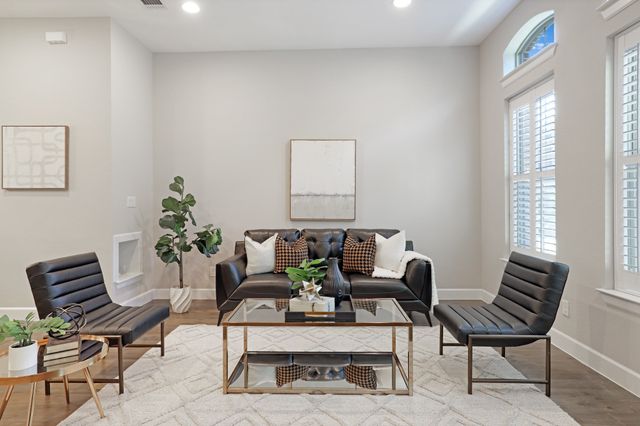 1365 Arch Place, Dallas, TX 75215