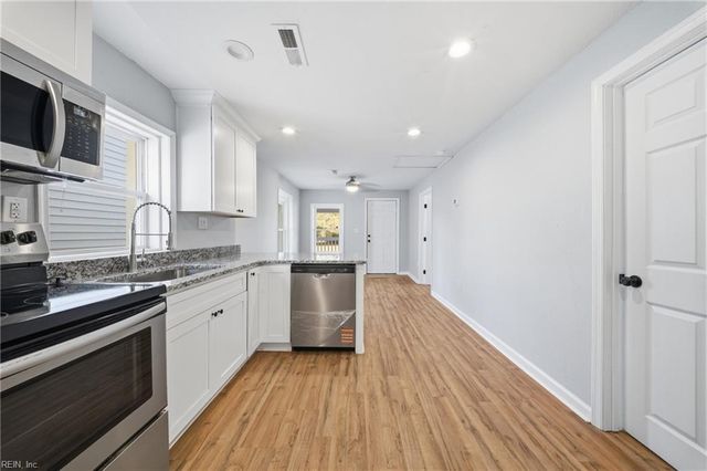 727 Brook AVE, Suffolk, VA 23434