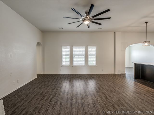 10353 S Nathan Street, Jenks, OK 74037