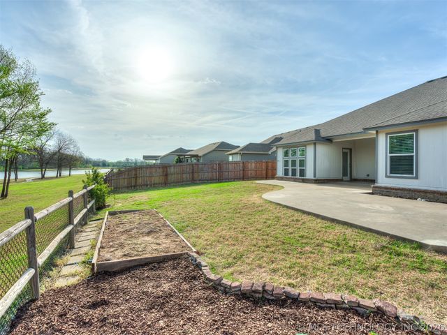 10353 S Nathan Street, Jenks, OK 74037