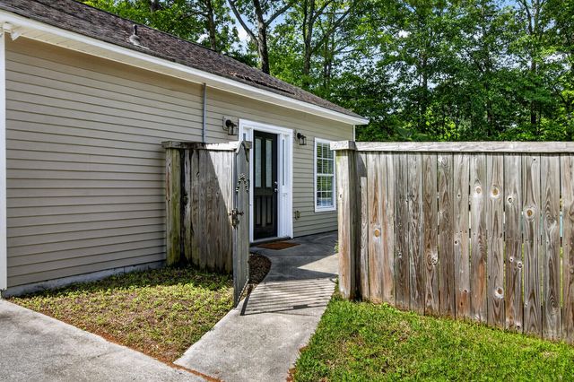 105 Cantering Hills Lane, Summerville, SC 29483