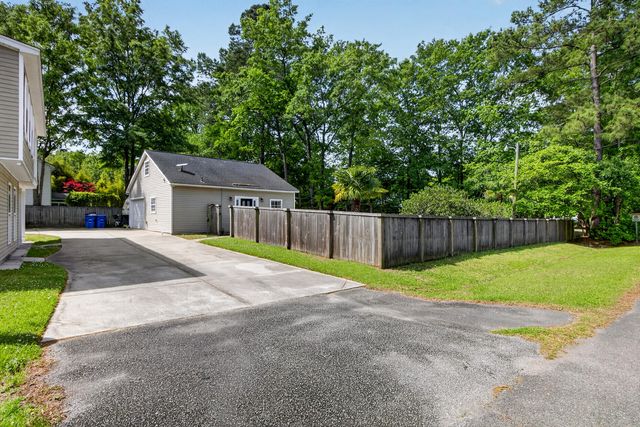 105 Cantering Hills Lane, Summerville, SC 29483