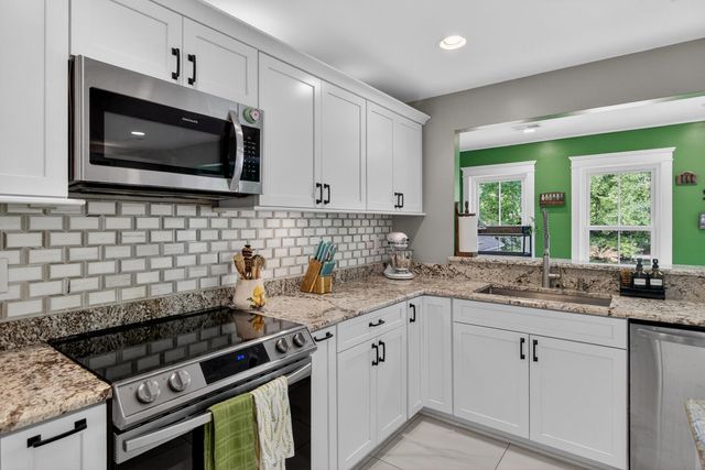 105 Cantering Hills Lane, Summerville, SC 29483