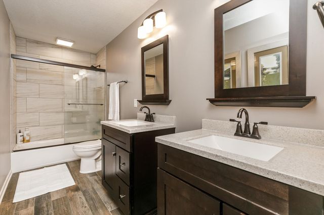 31290 Napa Valley Drive, Waukee, IA 50263