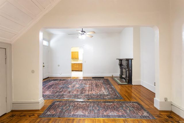 1011 W Wayne Street, Fort Wayne, IN 46802