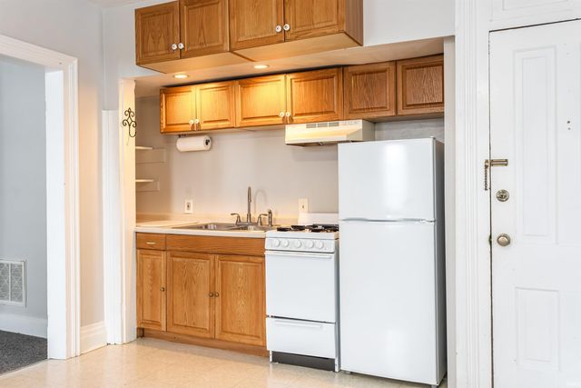 1011 W Wayne Street, Fort Wayne, IN 46802