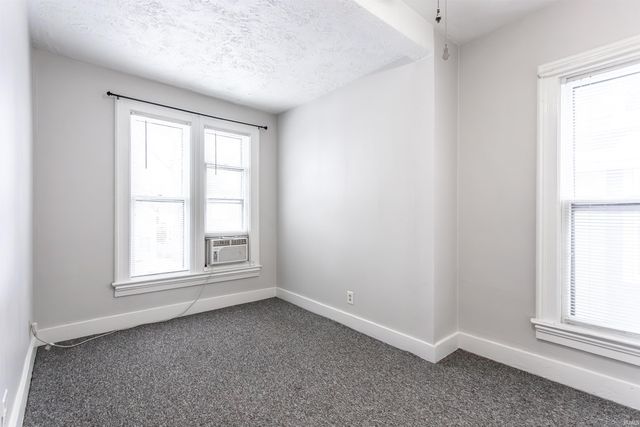 1011 W Wayne Street, Fort Wayne, IN 46802