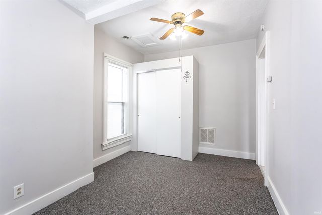 1011 W Wayne Street, Fort Wayne, IN 46802