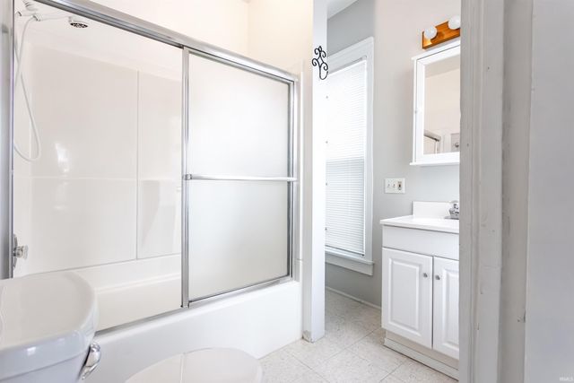 1011 W Wayne Street, Fort Wayne, IN 46802