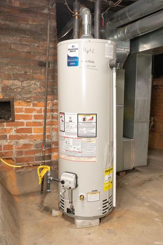 1011 W Wayne Street, Fort Wayne, IN 46802