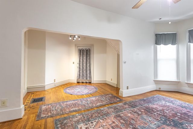 1011 W Wayne Street, Fort Wayne, IN 46802