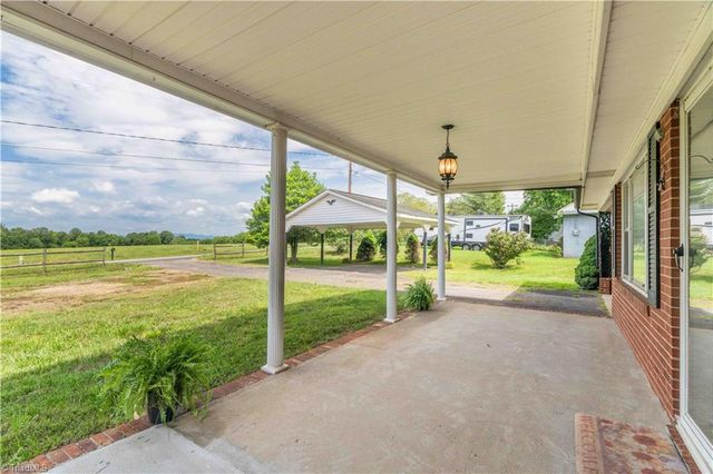 1427 Reeves Mill Road, Mount Airy, NC 27030