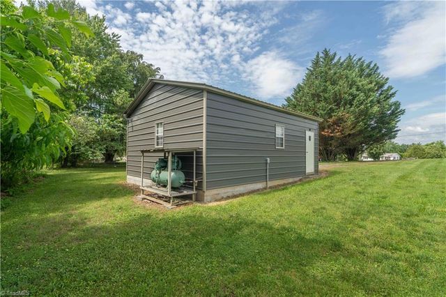 1427 Reeves Mill Road, Mount Airy, NC 27030