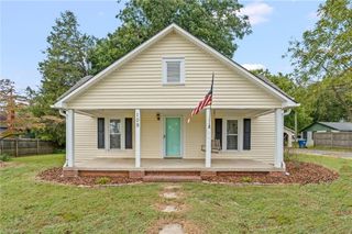 109 Tabernacle Street, Randleman, NC 27317