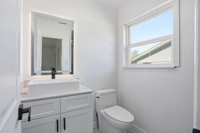 1409 Cloverdale Drive, Fort Worth, TX 76134