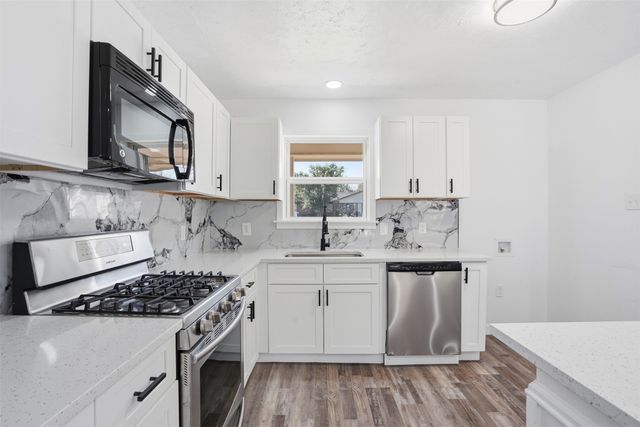 1409 Cloverdale Drive, Fort Worth, TX 76134