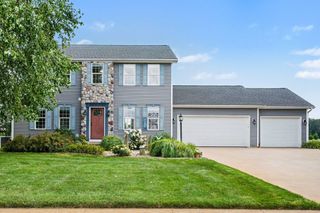 5948 Pollys Path, Berrien Twp, MI 49103