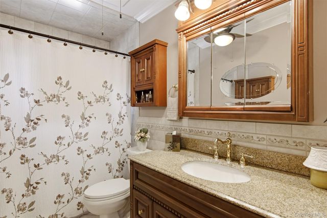 224 Holbrook Avenue, Ronkonkoma, NY 11779