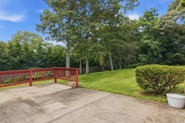 224 Holbrook Avenue, Ronkonkoma, NY 11779