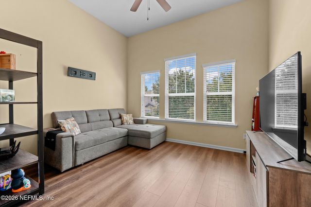 7039 CRISPIN COVE Drive, Jacksonville, FL 32258