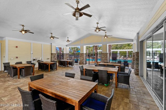 7039 CRISPIN COVE Drive, Jacksonville, FL 32258