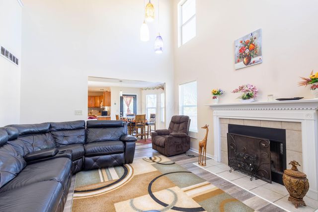 705 Woodington Drive, Pataskala, OH 43062