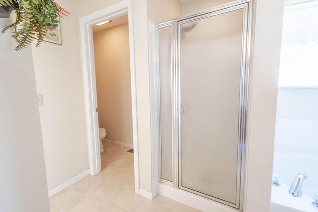 705 Woodington Drive, Pataskala, OH 43062