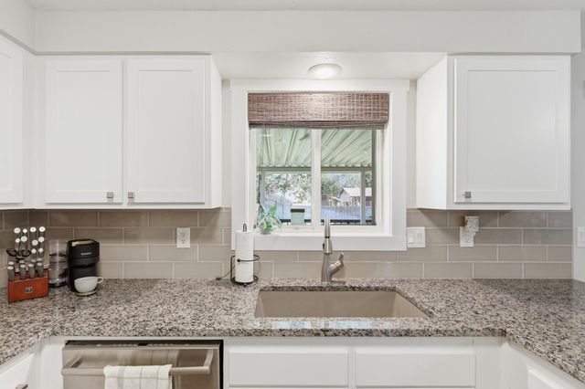 11116 E 37th Ave, Spokane Valley, WA 99206