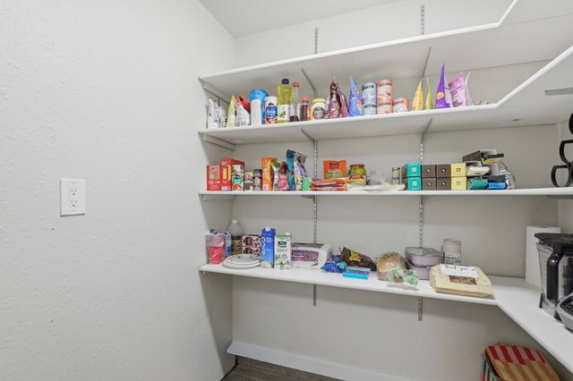 11116 E 37th Ave, Spokane Valley, WA 99206