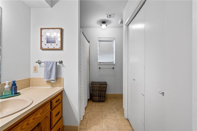 1405 W Mimosa Street, Rogers, AR 72758