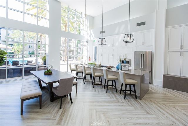 2117 Scholarship, Irvine, CA 92612