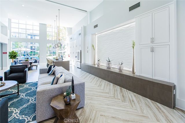 2117 Scholarship, Irvine, CA 92612