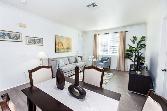 2117 Scholarship, Irvine, CA 92612