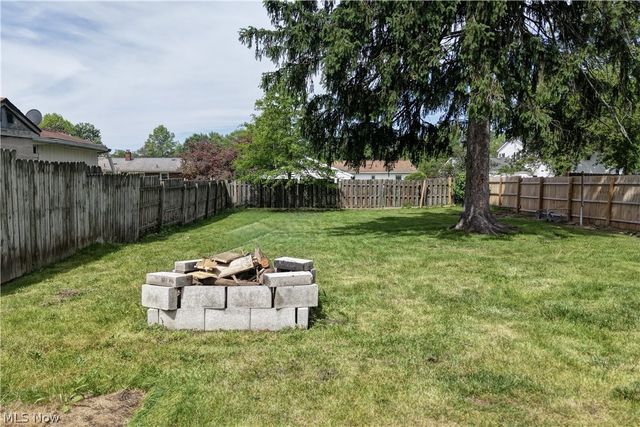 1624 Breiding Road, Akron, OH 44310