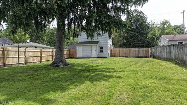 1624 Breiding Road, Akron, OH 44310