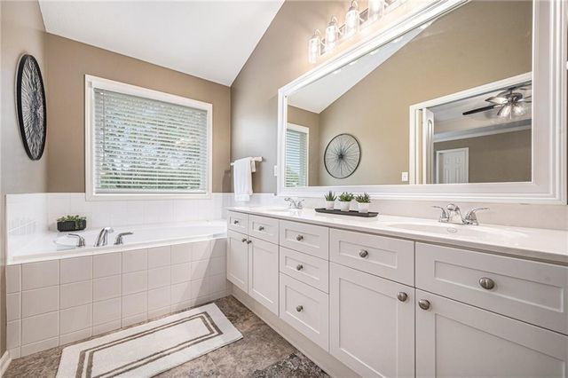 12386 S Lincoln Street, Olathe, KS 66061