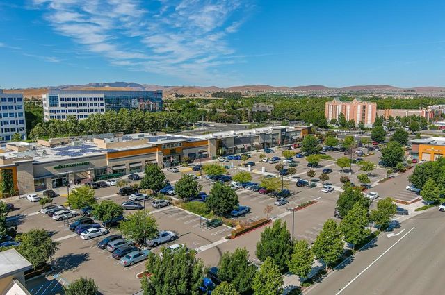 5521 Gracen Way, Dublin, CA 94568