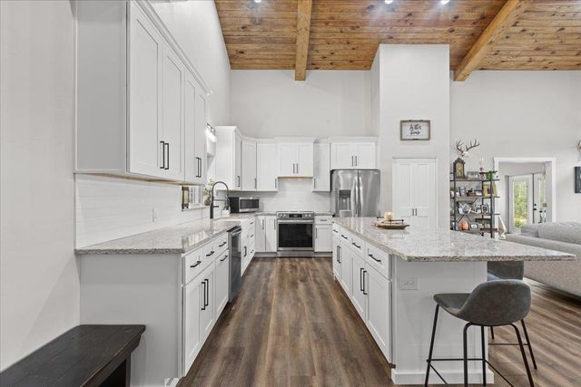 539 NW 5th Avenue, Steinhatchee, FL 32359