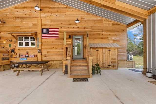 539 NW 5th Avenue, Steinhatchee, FL 32359