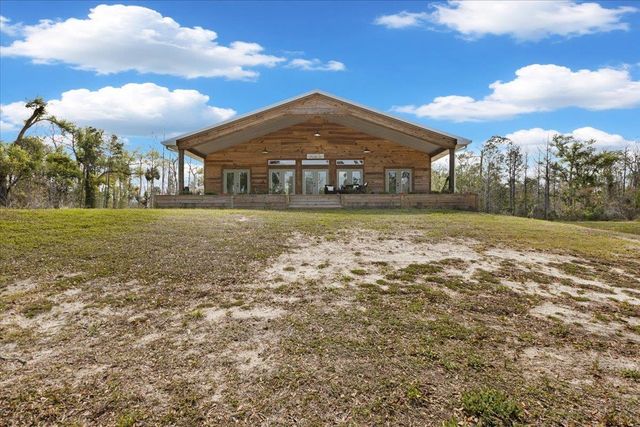 539 NW 5th Avenue, Steinhatchee, FL 32359