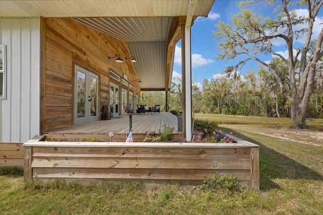 539 NW 5th Avenue, Steinhatchee, FL 32359