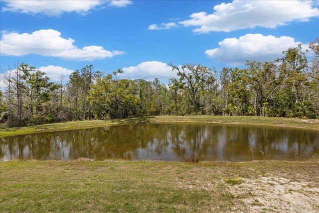 539 NW 5th Avenue, Steinhatchee, FL 32359