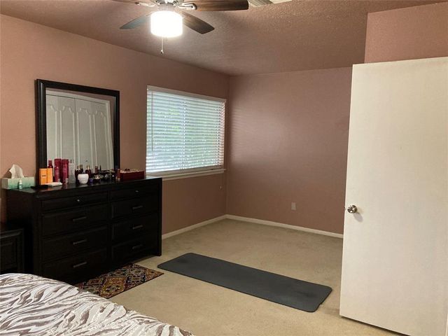 1839 Sherwood Forest Street, Houston, TX 77043