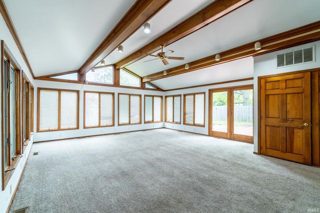 5502 Vance Avenue, Fort Wayne, IN 46815